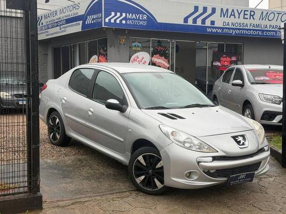 PEUGEOT 207 1.4 XR PASSION 8V FLEX 4P MANUAL PEUGEOT 207 1.4 XR PASSION 8V FLEX 4P MANUAL